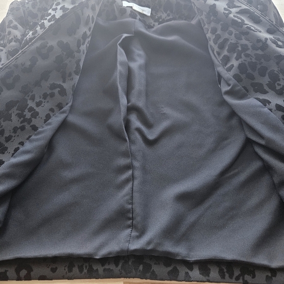 Calvin Klein Black Leopard Print Embossed Sheath Dress Size 6 Whimsigoth - Picture 15 of 16